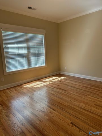 211 Blackoak Drive, Huntsville, AL 35811