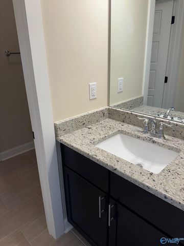 211 Blackoak Drive, Huntsville, AL 35811
