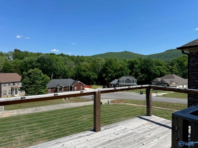 211 Blackoak Drive, Huntsville, AL 35811