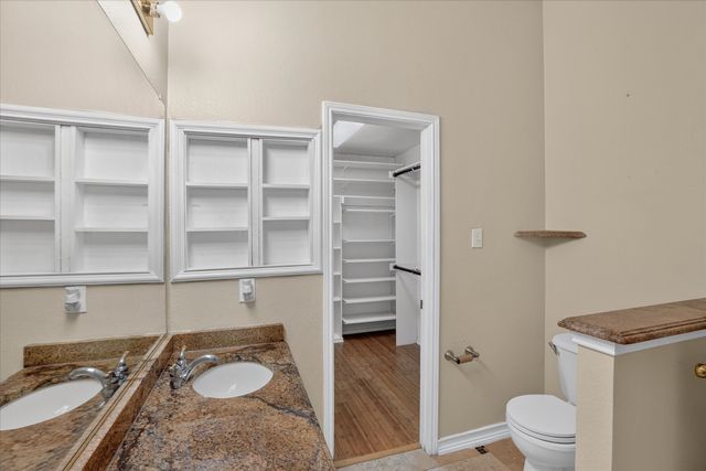 3041 Meadowbrook Drive, Grand Prairie, TX 75052