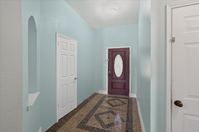 3041 Meadowbrook Drive, Grand Prairie, TX 75052