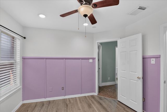 3041 Meadowbrook Drive, Grand Prairie, TX 75052