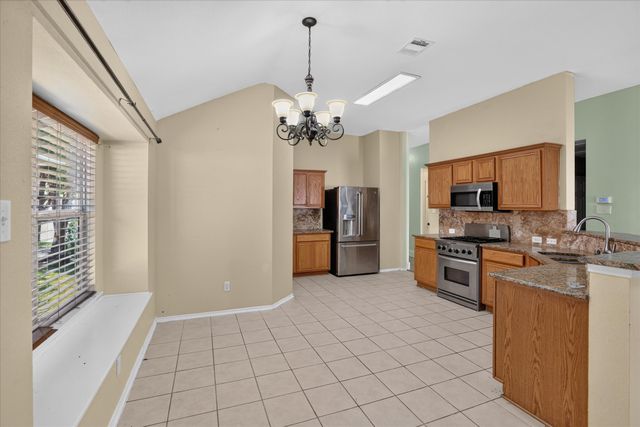3041 Meadowbrook Drive, Grand Prairie, TX 75052