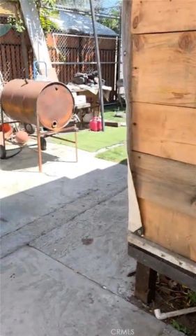 1462 E 98th, Los Angeles, CA 90002