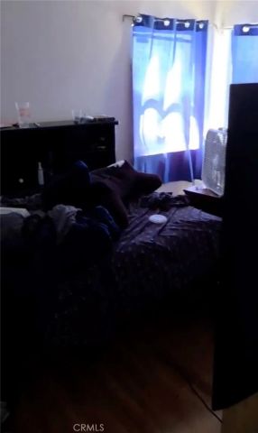 1462 E 98th, Los Angeles, CA 90002
