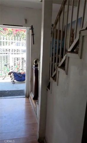 1462 E 98th, Los Angeles, CA 90002