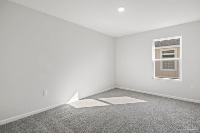 9731 Dutton Ln, Milton, FL 32583