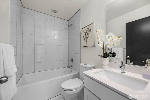 1966 S Grand Street, Seattle, WA 98144