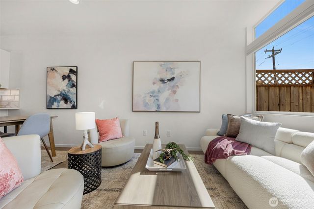 1966 S Grand Street, Seattle, WA 98144