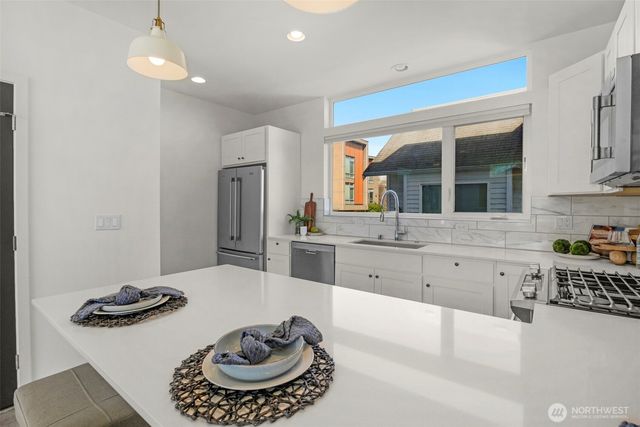 1966 S Grand Street, Seattle, WA 98144