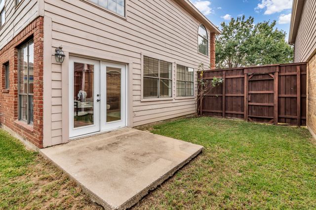 903 Azalia Drive, Lewisville, TX 75067