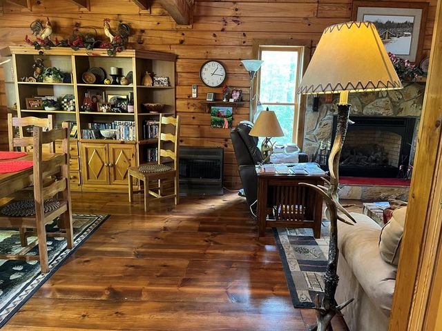 3021 Hanging Dog Road, Murphy, NC 28906