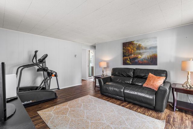 115 S 11th Street, New Hyde Park, NY 11040