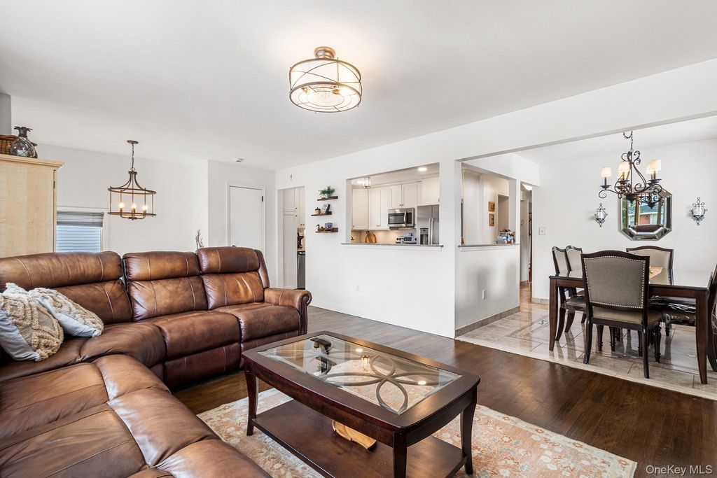 115 S 11th Street, New Hyde Park, NY 11040 — photo 5