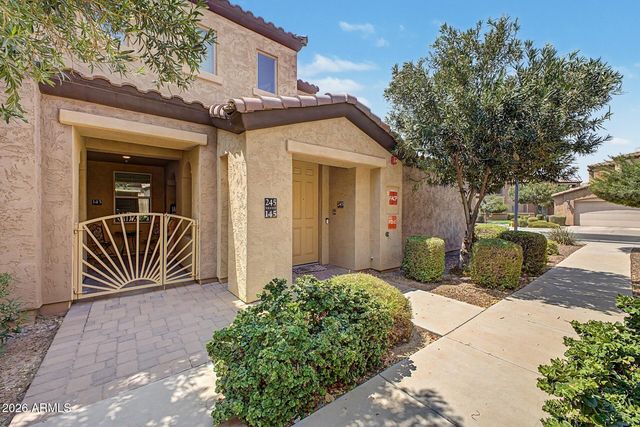 250 W QUEEN CREEK Road 145, Chandler, AZ 85248