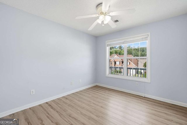 5527 Sylvania Drive SE, Mableton, GA 30126