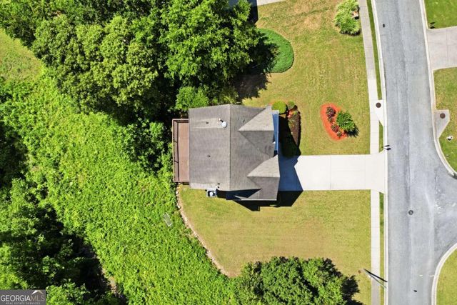 5527 Sylvania Drive SE, Mableton, GA 30126