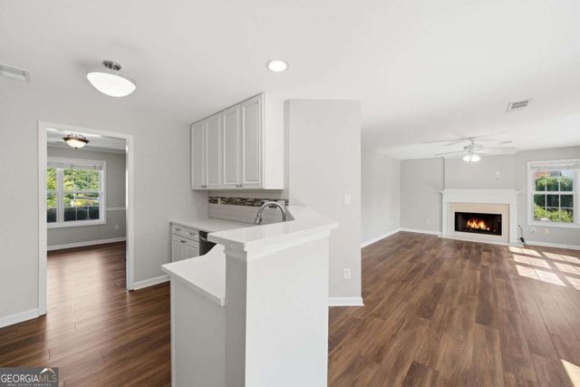 5527 Sylvania Drive SE, Mableton, GA 30126