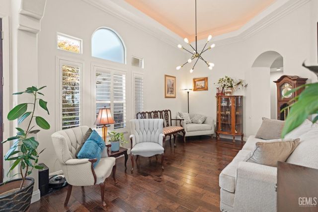 11502 Crabbet Park Drive, Bakersfield, CA 93311