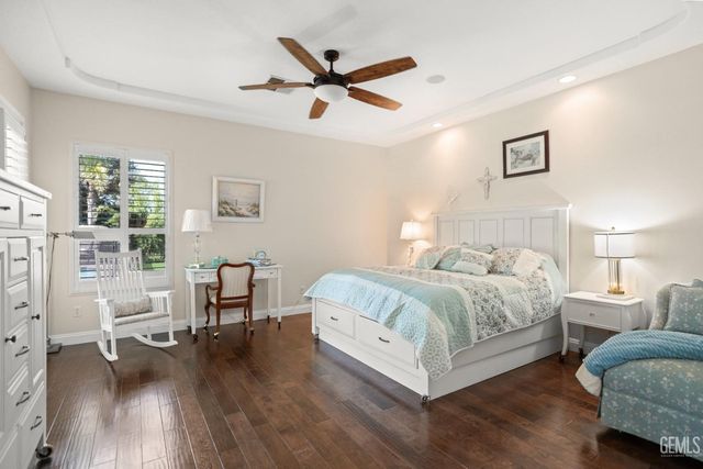 11502 Crabbet Park Drive, Bakersfield, CA 93311