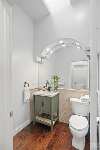 11502 Crabbet Park Drive, Bakersfield, CA 93311