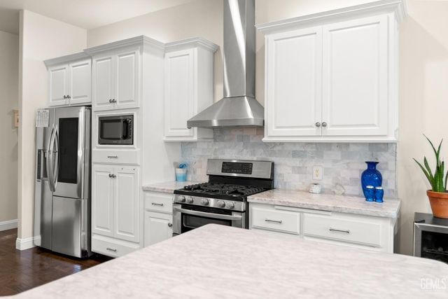 11502 Crabbet Park Drive, Bakersfield, CA 93311