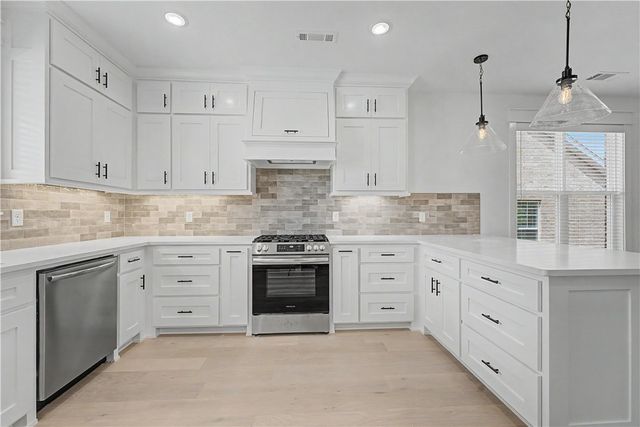6605 Crabapple Street, Bentonville, AR 72712
