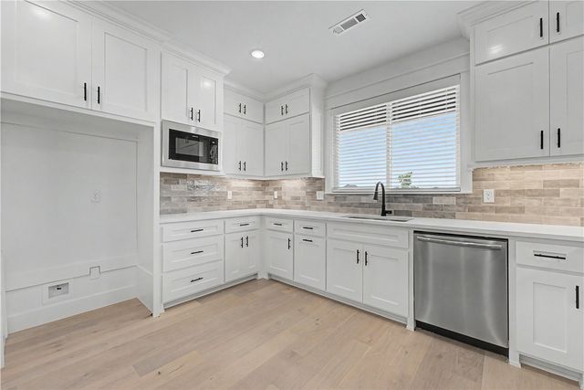 6605 Crabapple Street, Bentonville, AR 72712