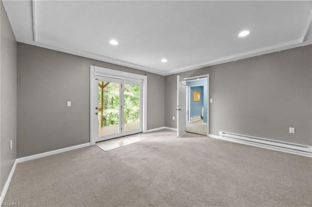 3646 Heathrow Drive, Winston-salem, NC 27127