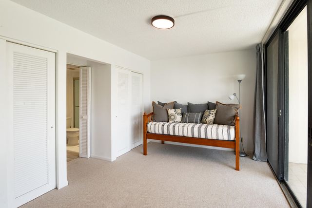 2400 PRESIDENTIAL Way 302, West Palm Beach, FL 33401
