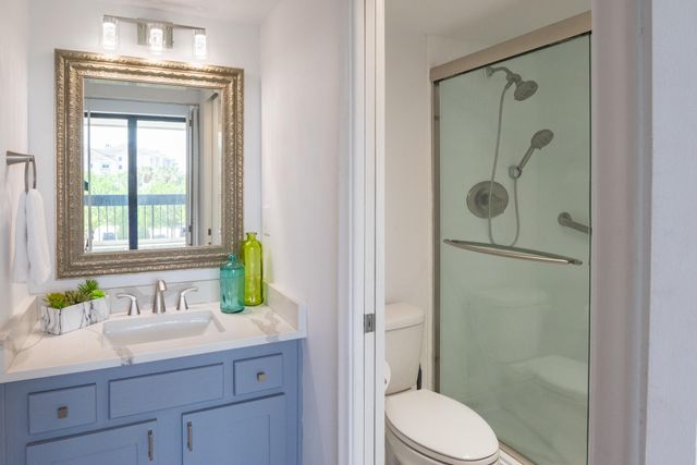 2400 PRESIDENTIAL Way 302, West Palm Beach, FL 33401