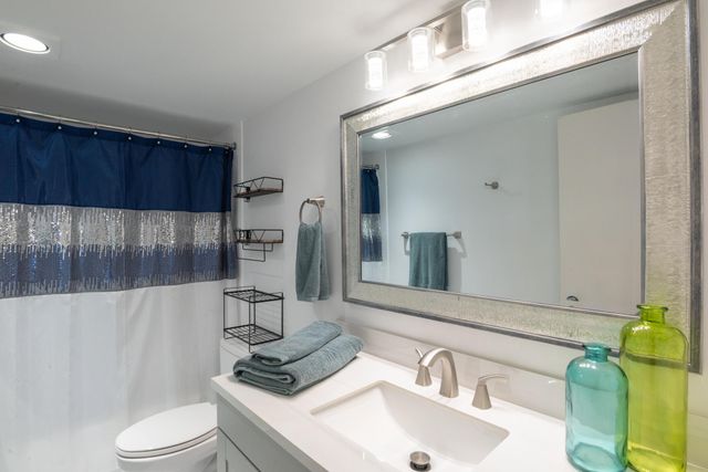 2400 PRESIDENTIAL Way 302, West Palm Beach, FL 33401