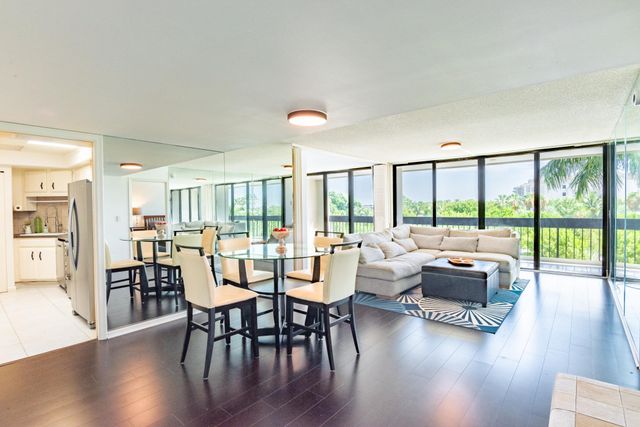 2400 PRESIDENTIAL Way 302, West Palm Beach, FL 33401