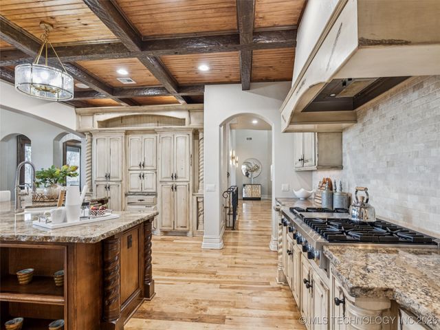 12225 S 14th Court, Jenks, OK 74037