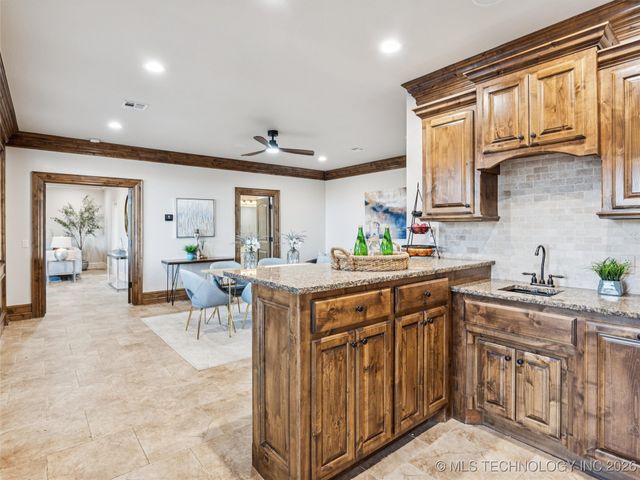 12225 S 14th Court, Jenks, OK 74037