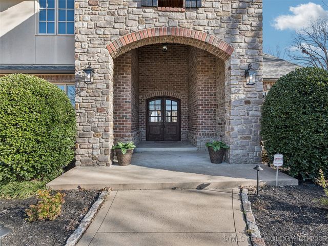 12225 S 14th Court, Jenks, OK 74037