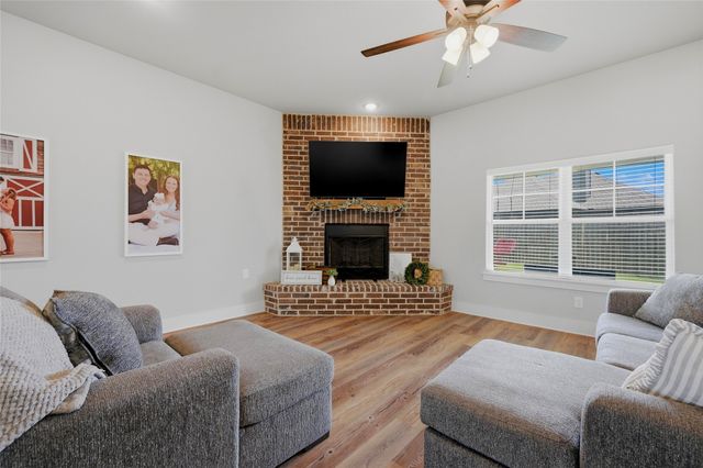 1411 Saratoga Drive, Sherman, TX 75092