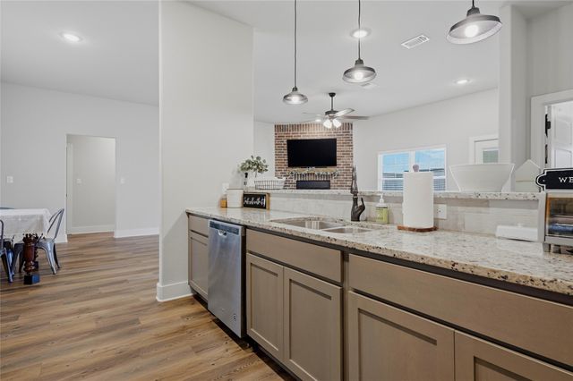1411 Saratoga Drive, Sherman, TX 75092