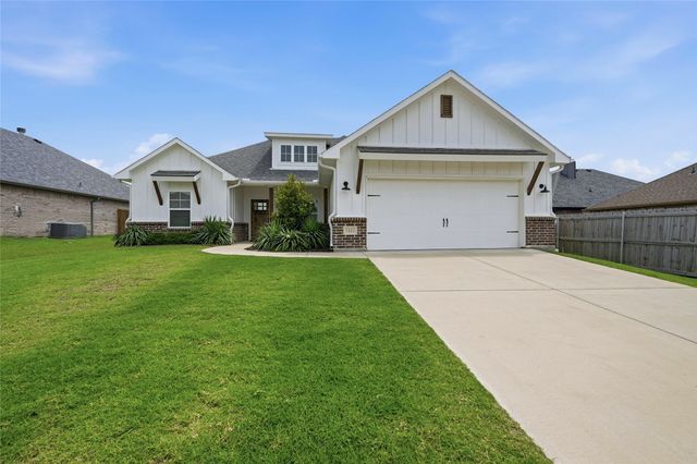 1411 Saratoga Drive, Sherman, TX 75092