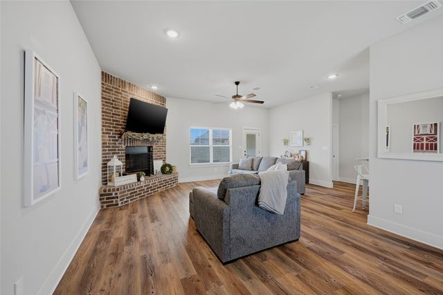 1411 Saratoga Drive, Sherman, TX 75092