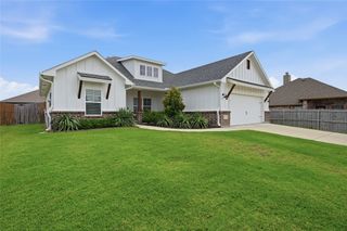 1411 Saratoga Drive, Sherman, TX 75092