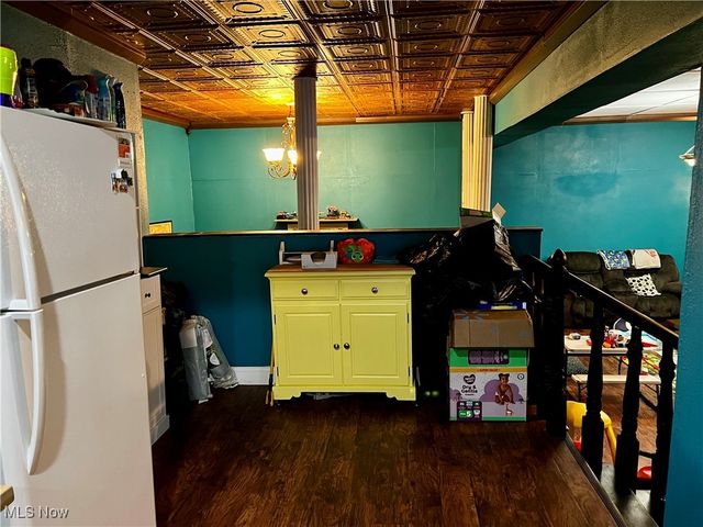 2231 Sherwood Avenue, East Liverpool, OH 43920