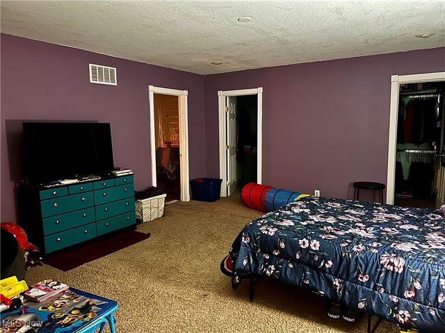 2231 Sherwood Avenue, East Liverpool, OH 43920