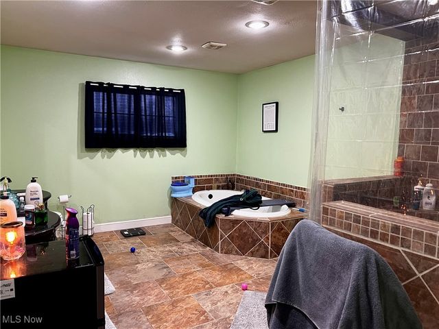 2231 Sherwood Avenue, East Liverpool, OH 43920