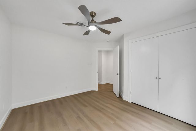 650 Westcross Street 70, Houston, TX 77018