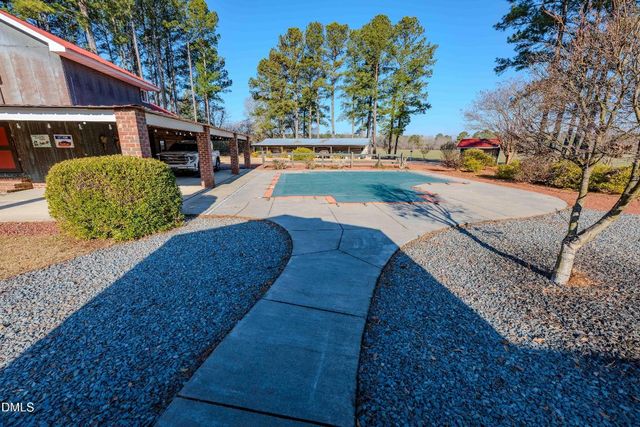 613 Will Lucas Road, Linden, NC 28356