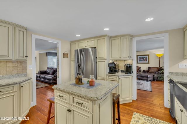 13 Jolly Roger Way, Waretown, NJ 08758