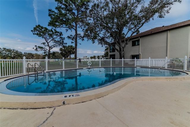 700 STARKEY ROAD 1114, Largo, FL 33771