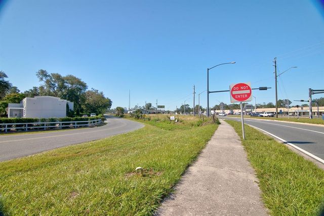 1100 W US HIGHWAY 90, Lake City, FL 32055