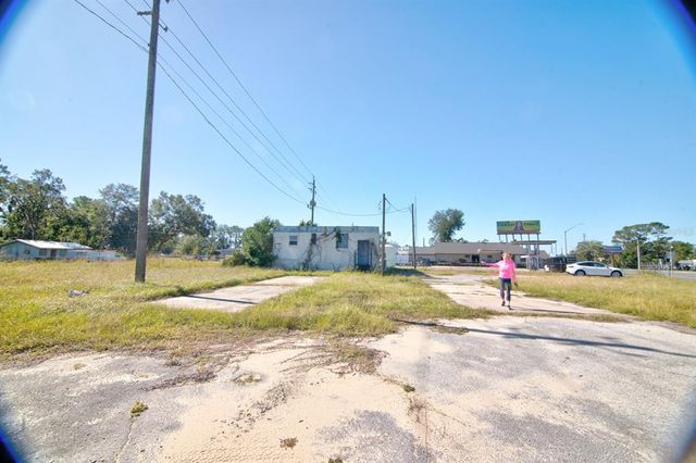 1100 W US HIGHWAY 90, Lake City, FL 32055